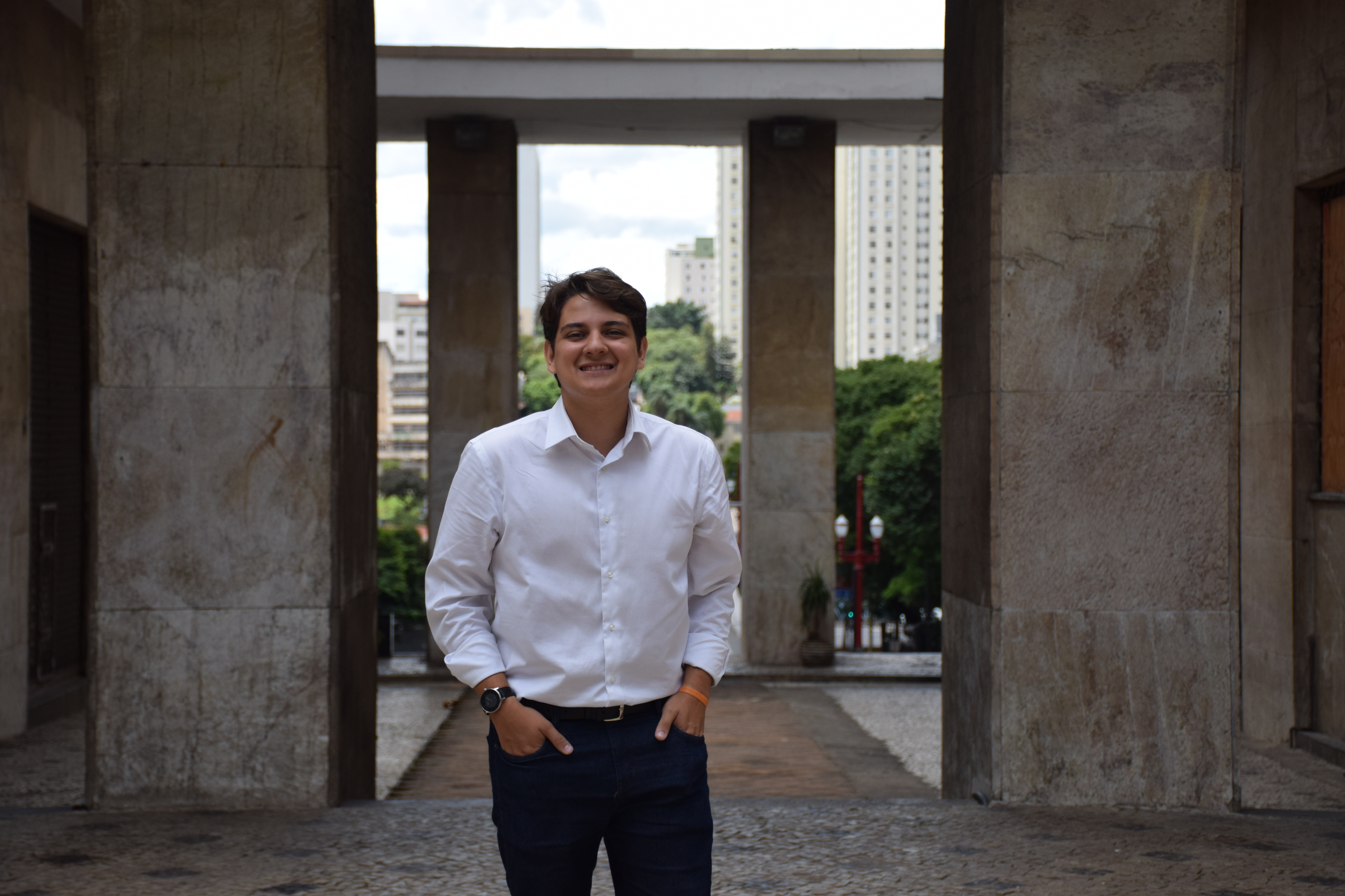 Matheus no Edifício JK em BH